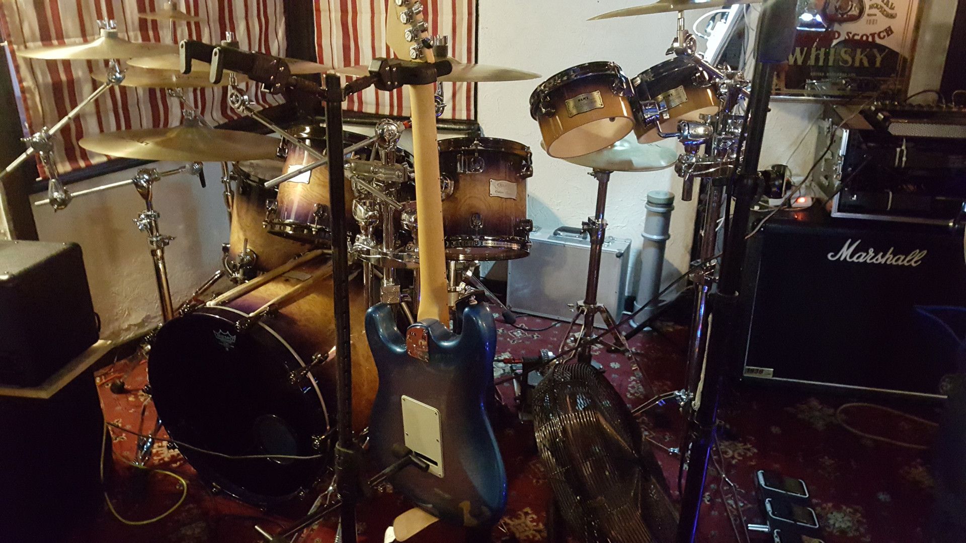 Dave Drums (official)